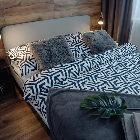 Centrum 2 Sypialnie I Salon * شكلارسكا بوريبا