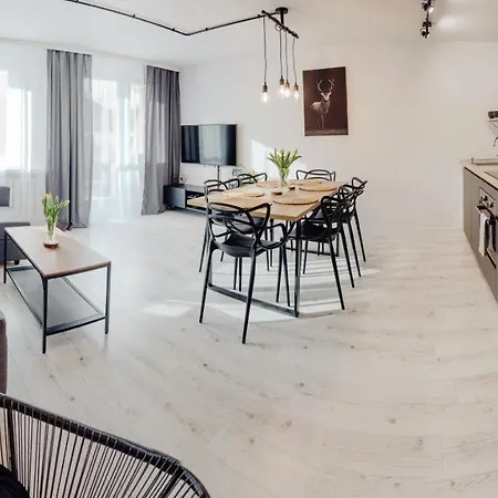 Apartment Centrum 2 Sypialnie I Salon